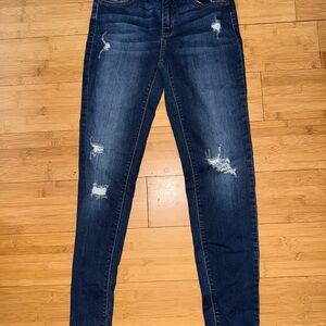 Women's KANCAN Distressed Blue Jeans❤️❤️